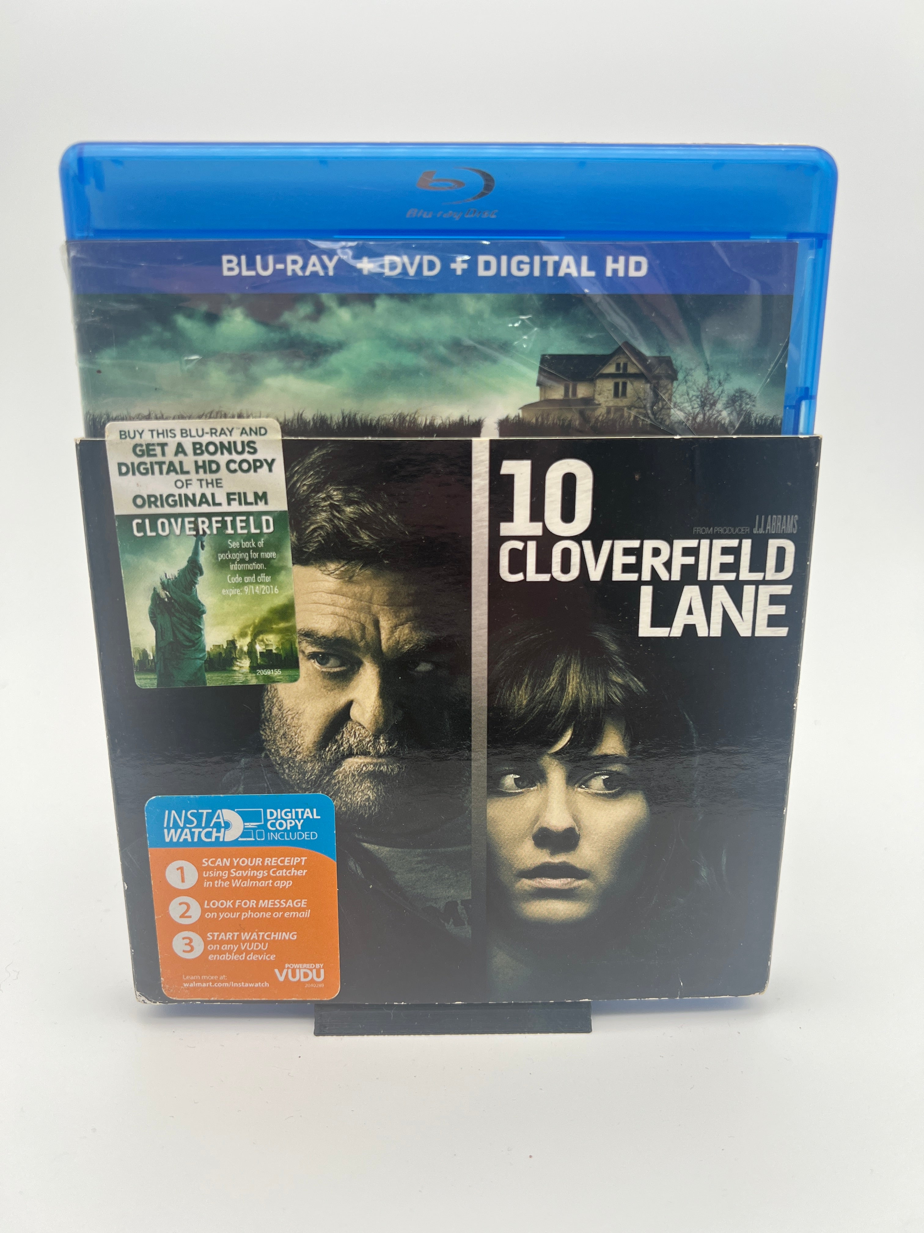 10 Cloverfield Lane W/ Slipcover