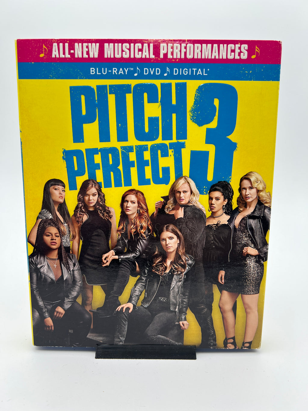 Pitch Perfect 3 W/ Slipcover